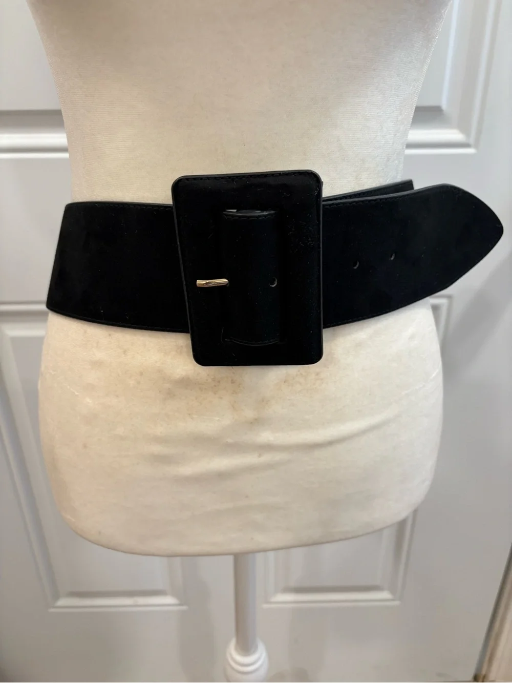 H&M faux suede belt